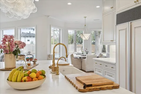 $3,195,000 | 11524 Taylorcrest Road, Houston, TX 77024