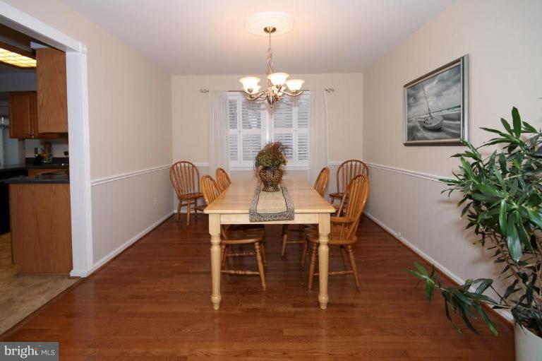 9903 Natick Road Burke, VA 22015 - Photo 4 of 30 Dining Room