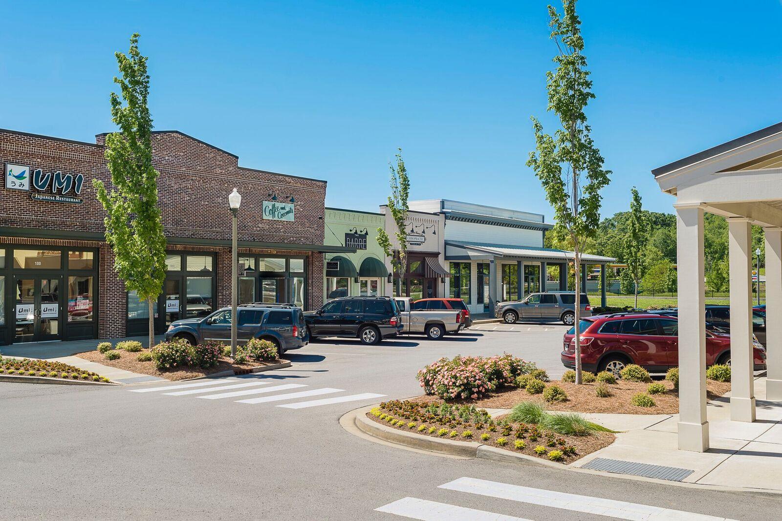 1042 Oglethorpe Drive Franklin, TN 37064 - Photo 22 of 30 a building outdoor space with patio furniture and potted plants