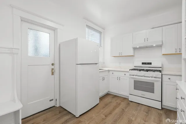 $2,995 | 1166 South Van Ness Avenue, Unit 3, San Francisco, CA 94110