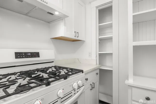 $2,995 | 1166 South Van Ness Avenue, Unit 3, San Francisco, CA 94110