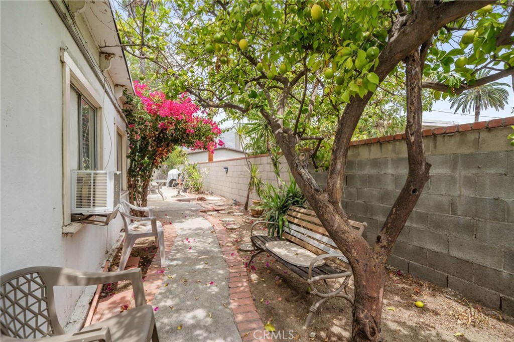 1493 Whitefield Road Pasadena, CA 91104 - Photo 36 of 50 Gallery Image 36