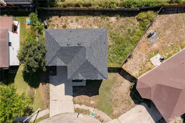 $1,795 | 3425 Ozark Avenue, McAllen, TX 78504