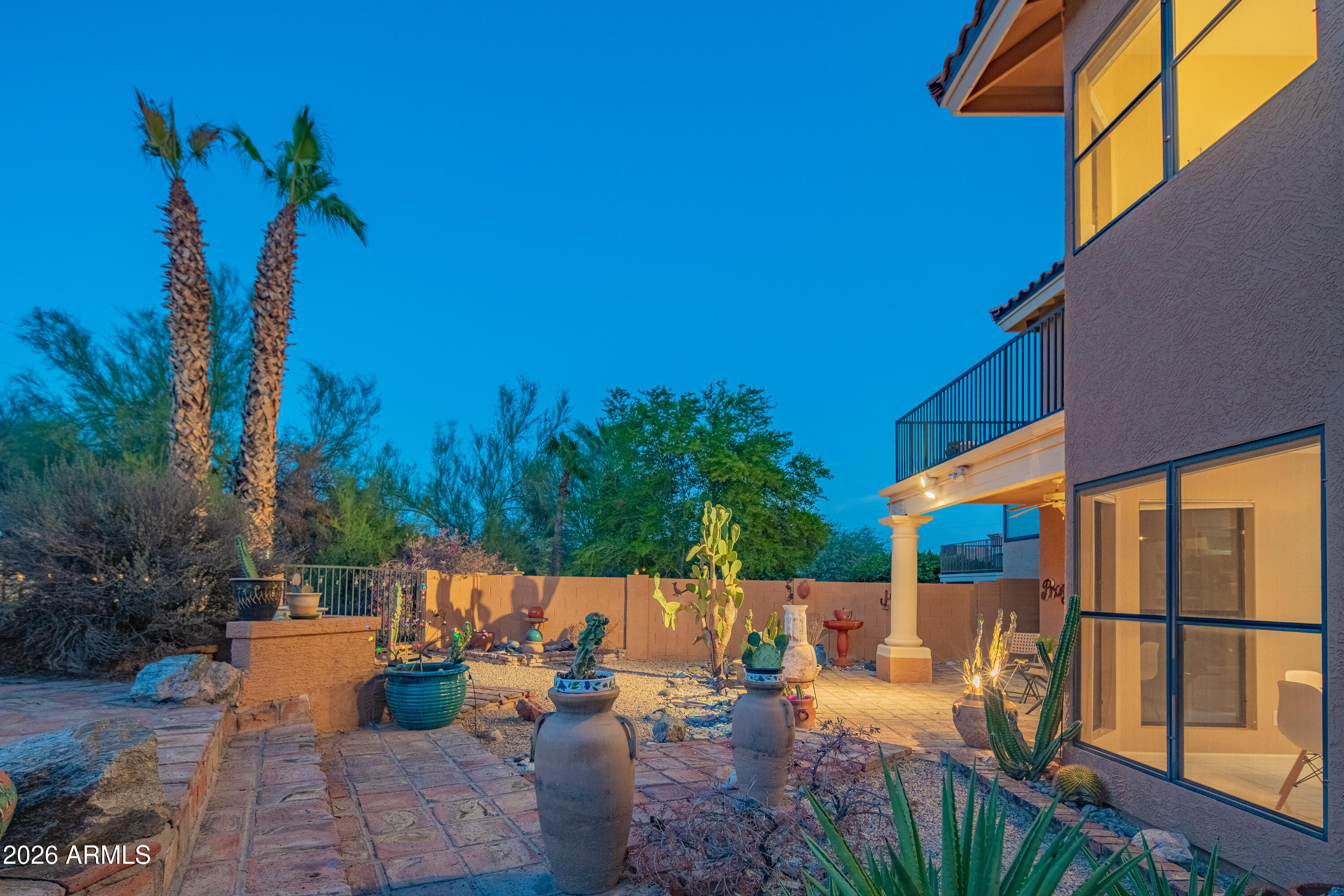 1054 East Shangri La Road Phoenix, AZ 85020 - Photo 29 of 37 Backyard