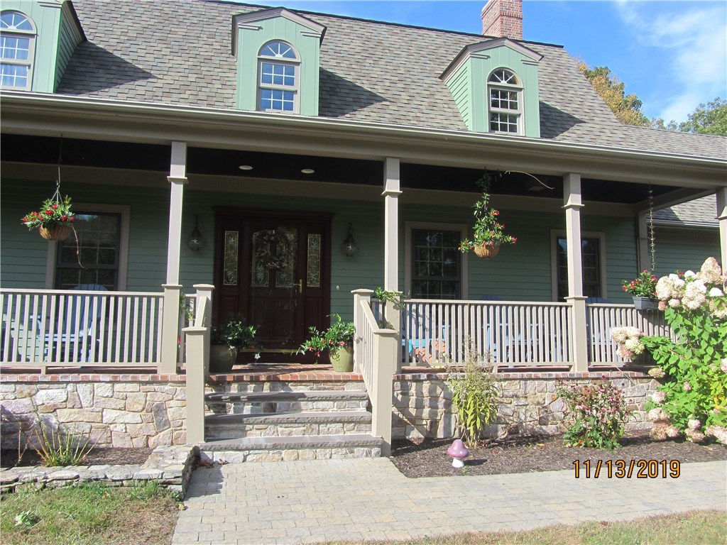50 Springbrook Road Westerly, RI 02891 - Photo 4 of 37