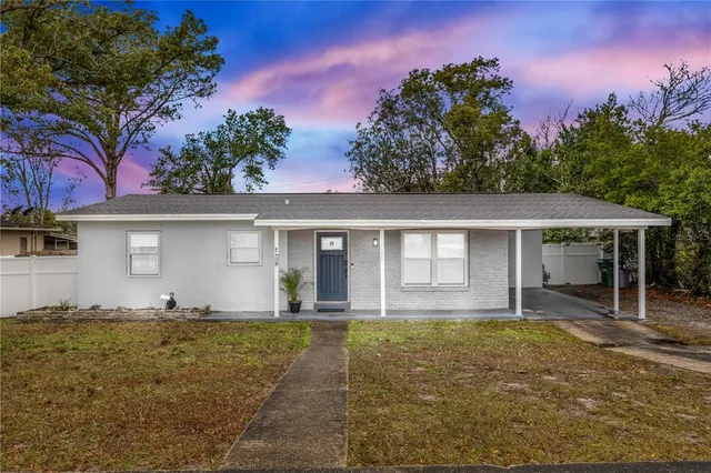 $239,900 | 1476 Valiant Avenue, Deltona, FL 32725