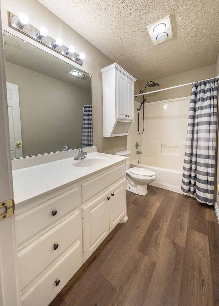 2325 77th Street Lubbock, TX 79423 - Photo 14 of 24 2L9A1527