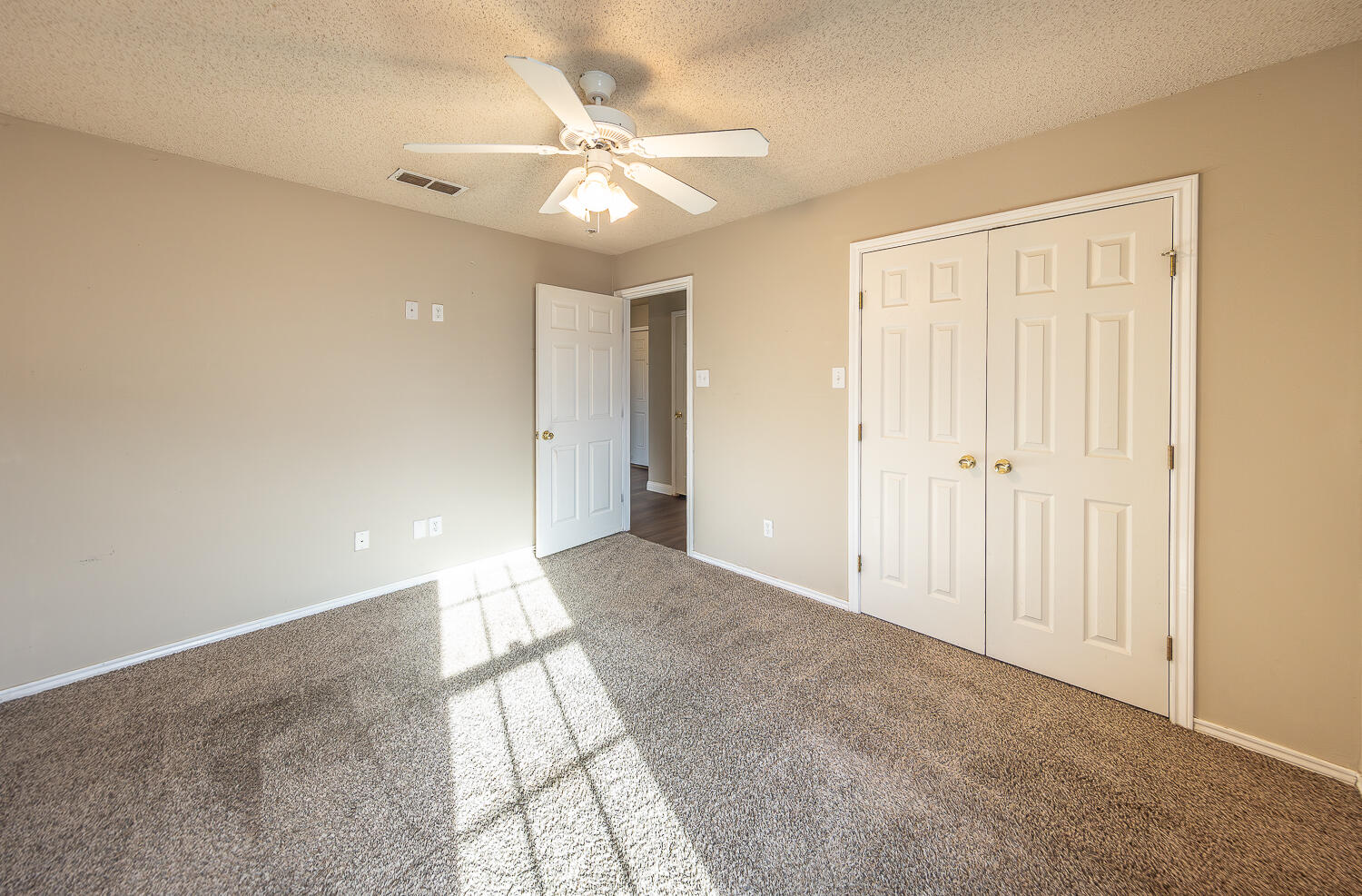 2325 77th Street Lubbock, TX 79423 - Photo 16 of 24 2L9A1541