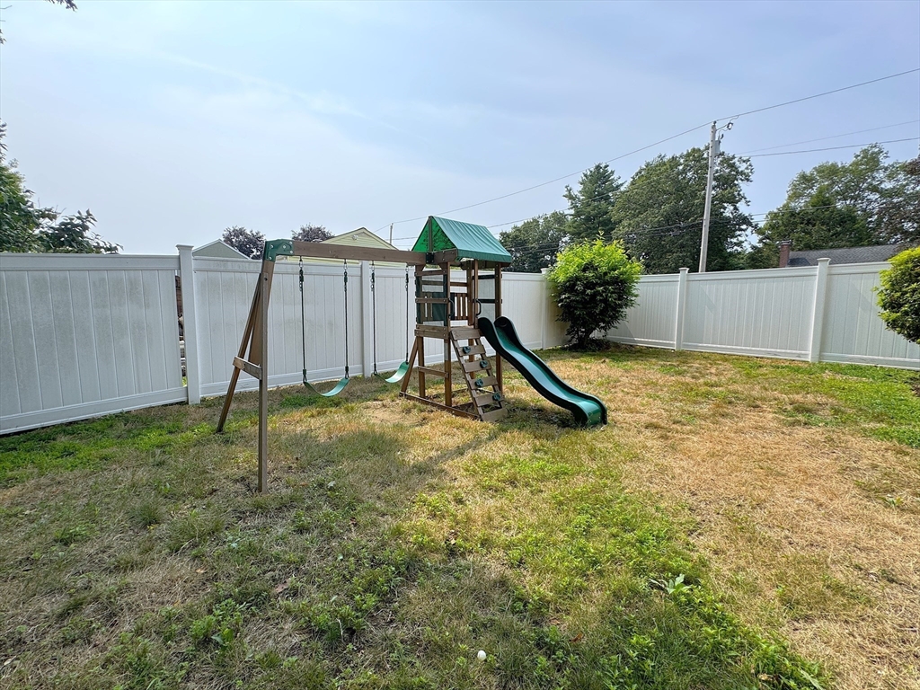 17 Meadowbrook Road Hudson, MA 01749 - Photo 27 of 27