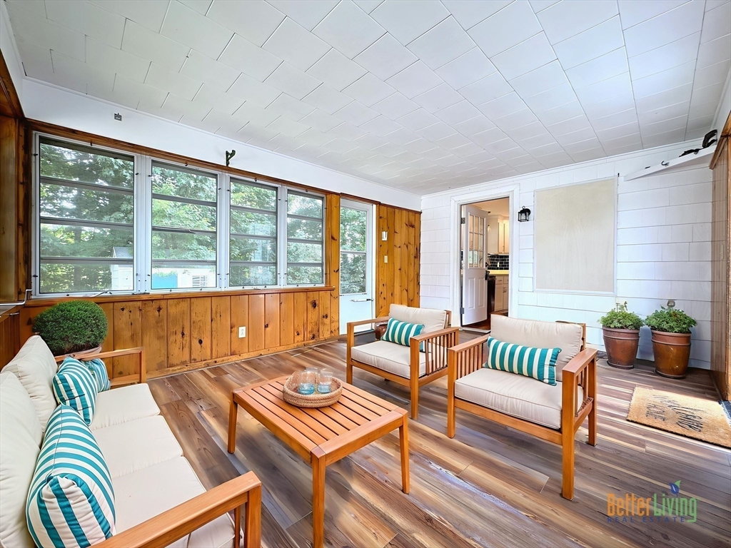17 Meadowbrook Road Hudson, MA 01749 - Photo 4 of 27