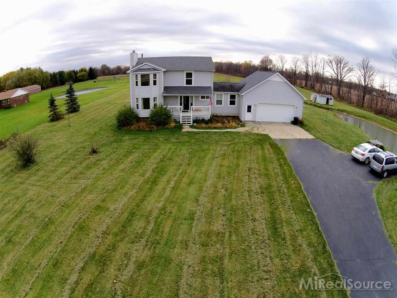 8772 Almont Road Almont, MI 48003 - Photo 2 of 10