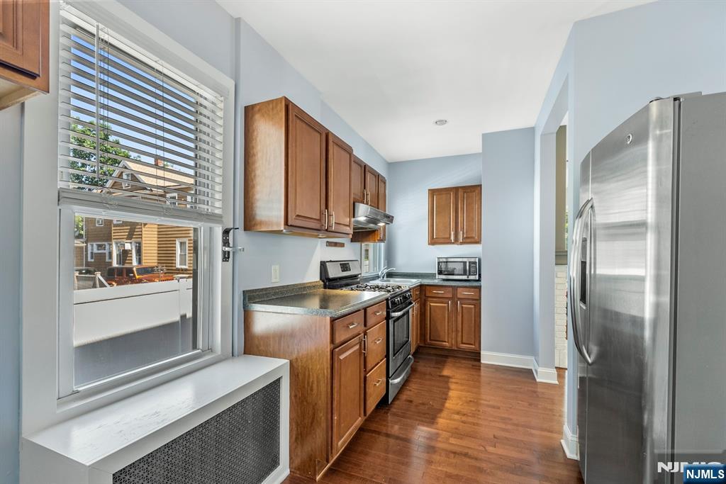172 Cedar Street, Unit 1 Ridgefield Park, NJ 07660 - Photo 10 of 18
