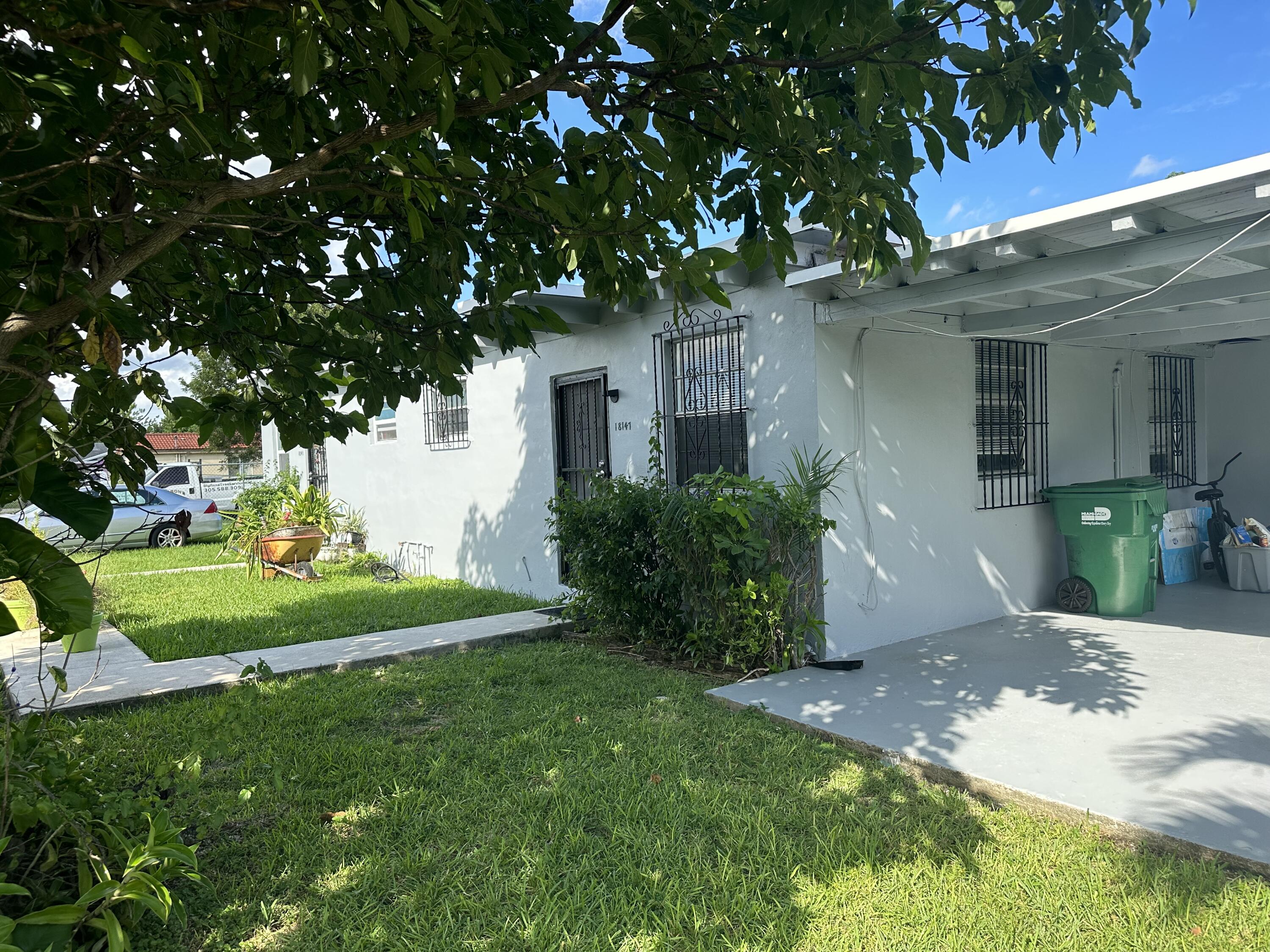 18147 Southwest 105th Avenue Miami, FL 33157 - Photo 4 of 7 IMG_0508