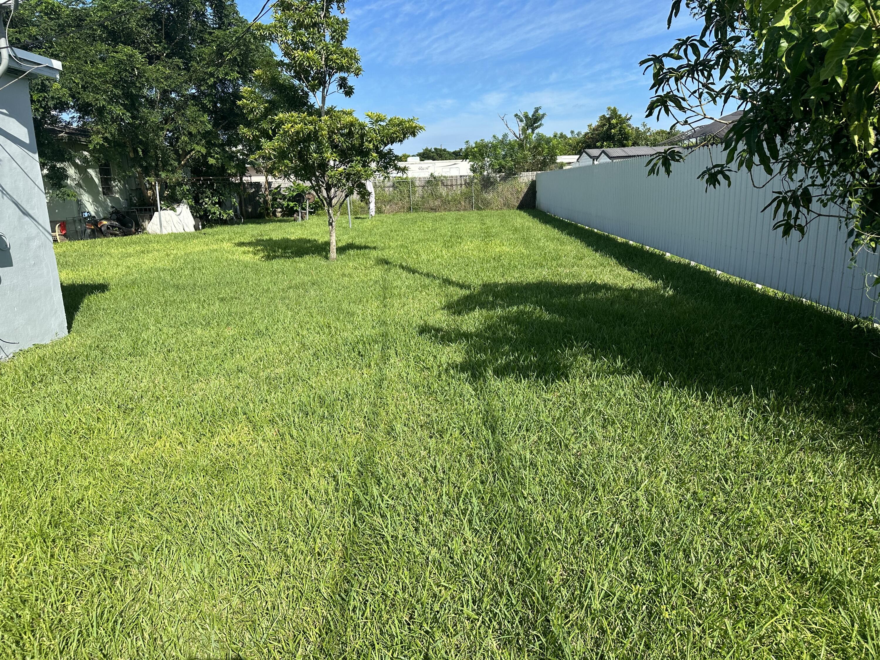 18147 Southwest 105th Avenue Miami, FL 33157 - Photo 6 of 7 IMG_0497