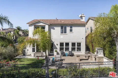$1,395,000 | 11540 Apulia Court, Porter Ranch, CA 91326