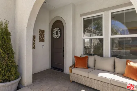 $1,395,000 | 11540 Apulia Court, Porter Ranch, CA 91326