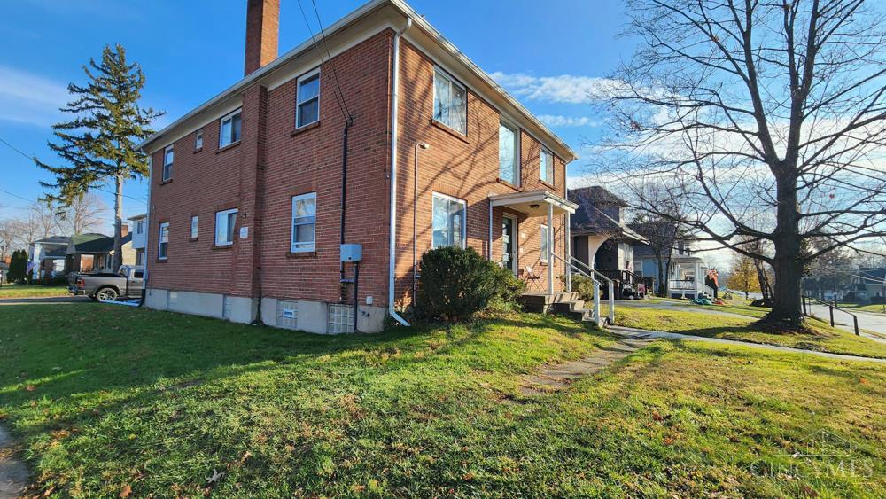 6820 Plainfield Road Cincinnati, OH 45236 - Photo 2 of 13 Gallery Image 2