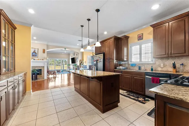 $3,000 | 4140 Primrose Drive, Lake Charles, LA 70605