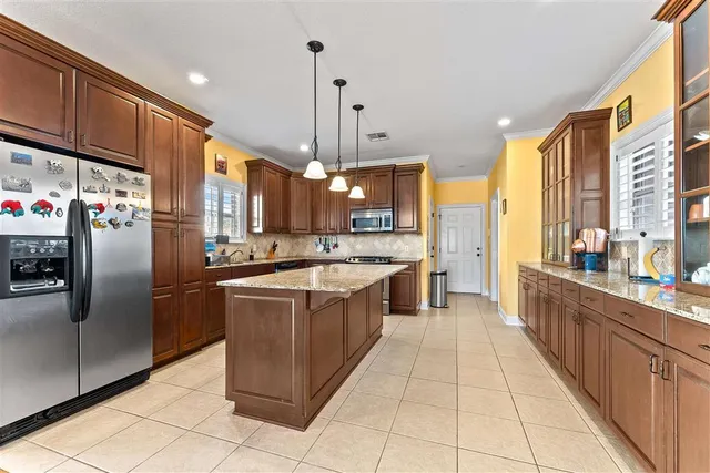 $3,000 | 4140 Primrose Drive, Lake Charles, LA 70605