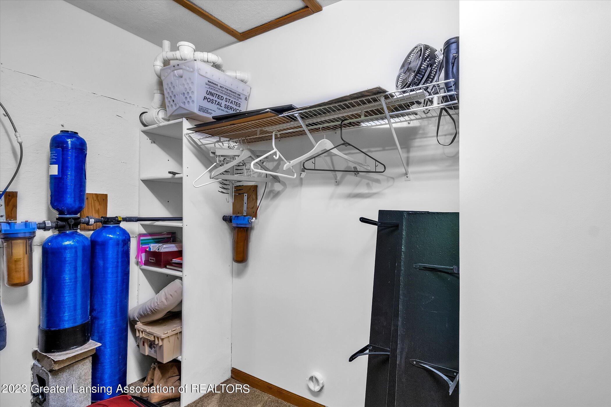 10555 South Wright Road Eagle, MI 48822 - Photo 56 of 126 056-10555-S-Wright-Rd-WindowStill-Real-E