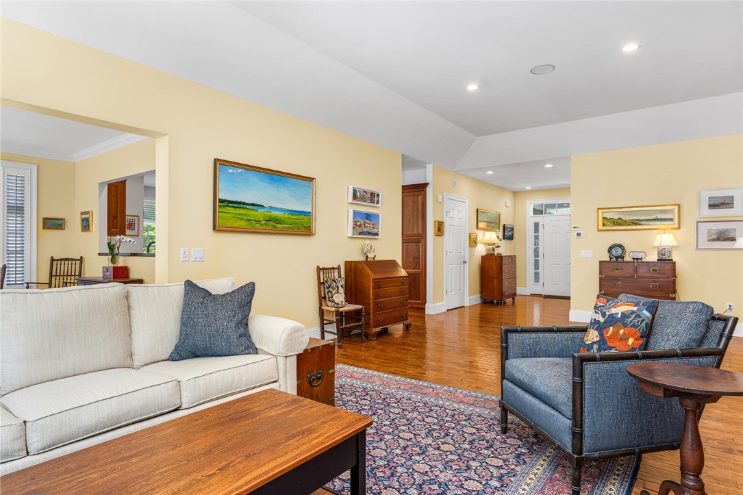 7 Kettle Cl Westerly, RI 02891 - Photo 14 of 45