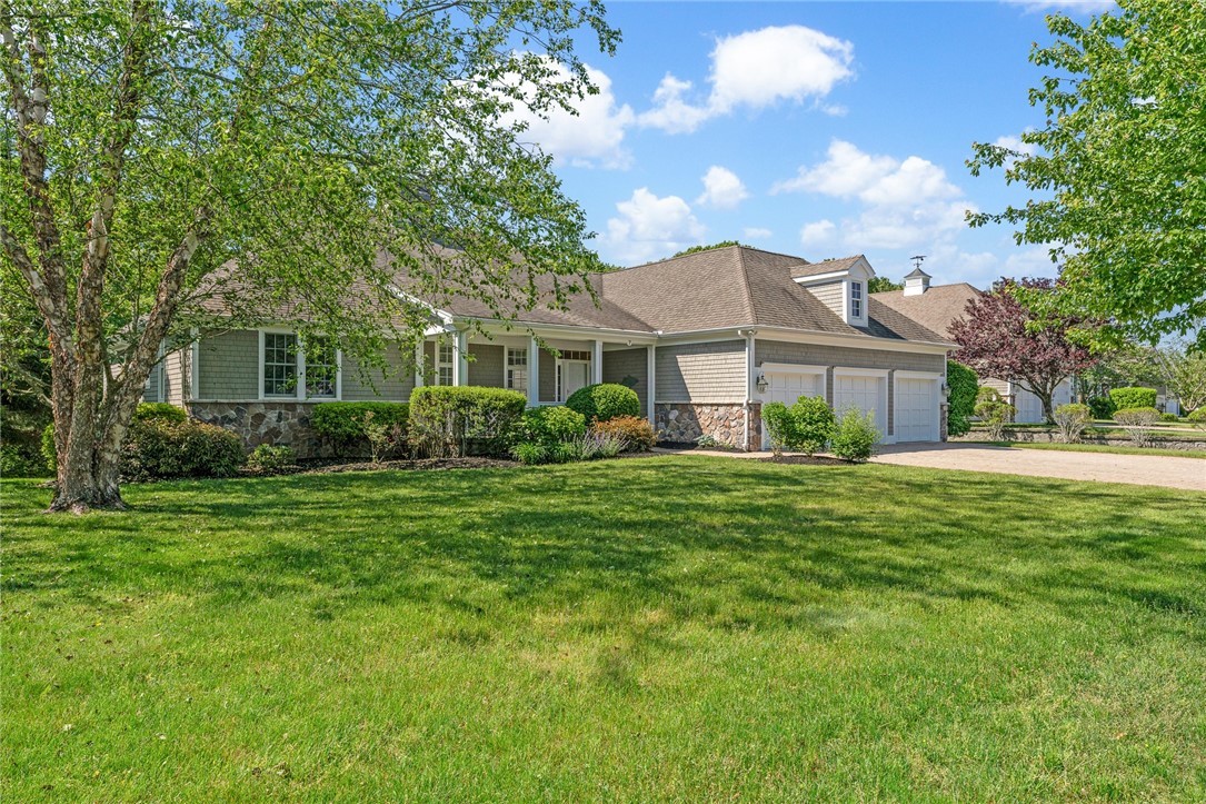 7 Kettle Cl Westerly, RI 02891 - Photo 3 of 45