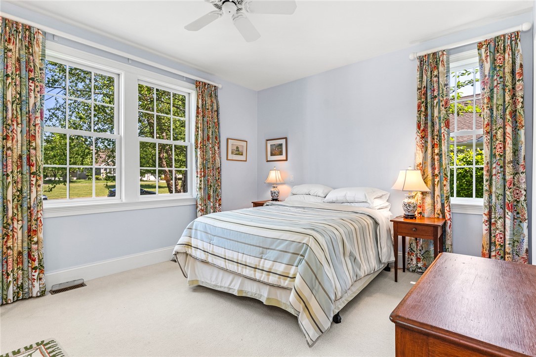 7 Kettle Cl Westerly, RI 02891 - Photo 33 of 45