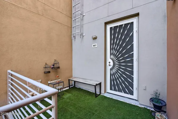 $440,000 | 706 East Washington Street, Unit 207, Phoenix, AZ 85034