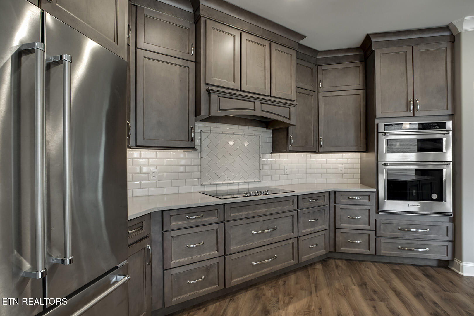 403 Sycamore Place Loudon, TN 37774 - Photo 13 of 60 13_403 Sycamore Place_Kitchen02