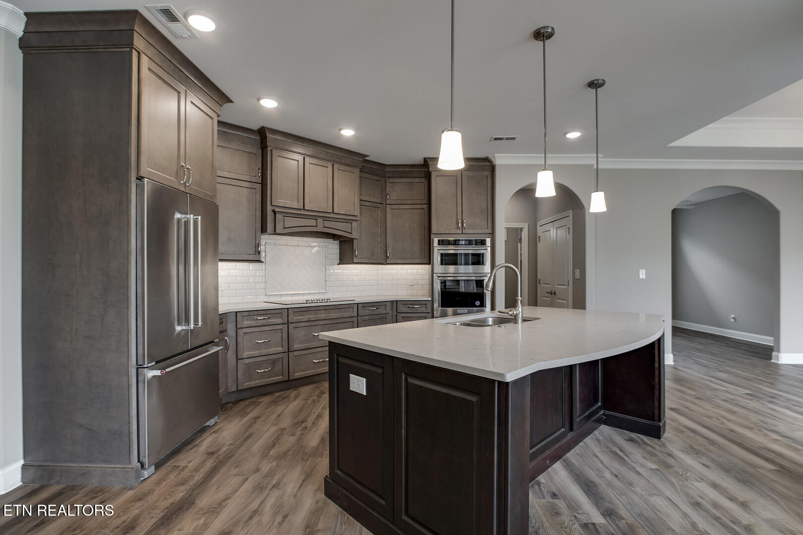 403 Sycamore Place Loudon, TN 37774 - Photo 14 of 60 14_403 Sycamore Place_BreakfastBar02