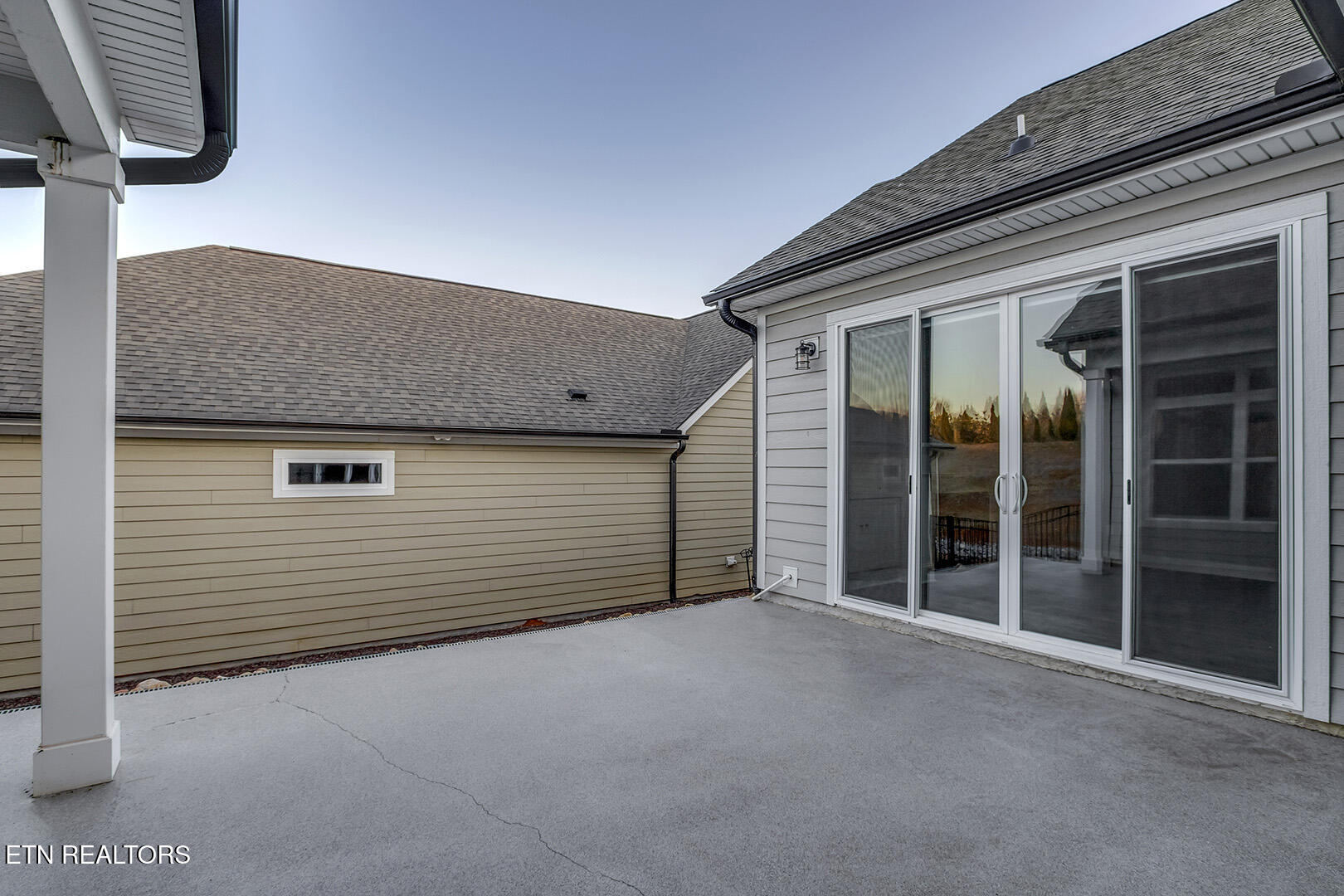 403 Sycamore Place Loudon, TN 37774 - Photo 19 of 60 19_403 Sycamore Place_Patio02