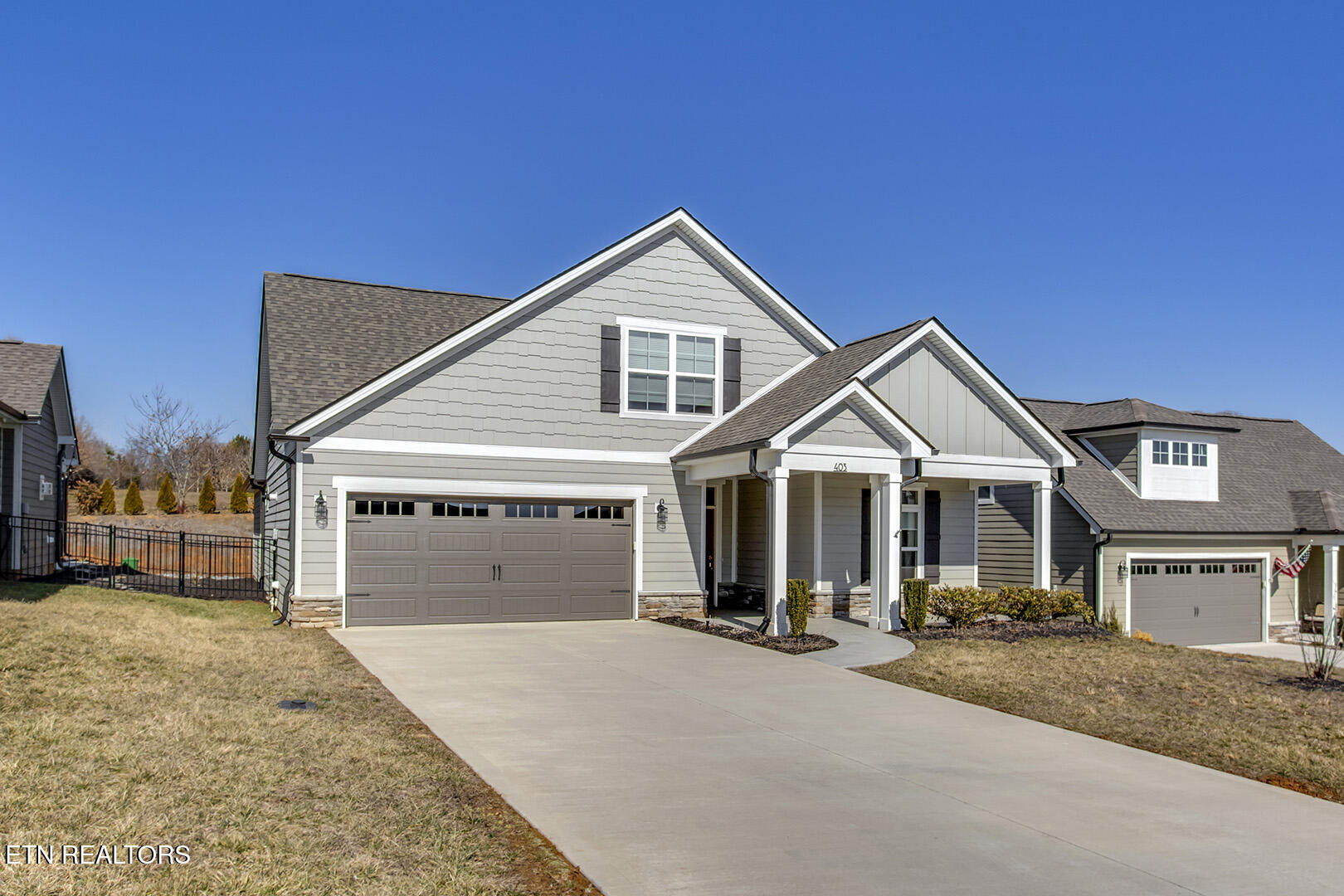 403 Sycamore Place Loudon, TN 37774 - Photo 2 of 60 02_403 Sycamore Place_FrontLeft