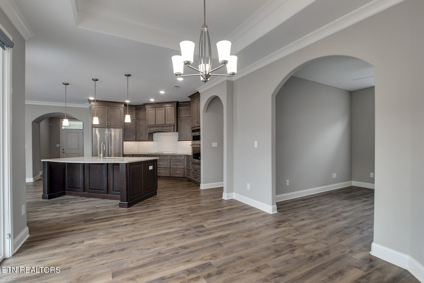 403 Sycamore Place Loudon, TN 37774 - Photo 22 of 60 22_403 Sycamore Place_Dining03