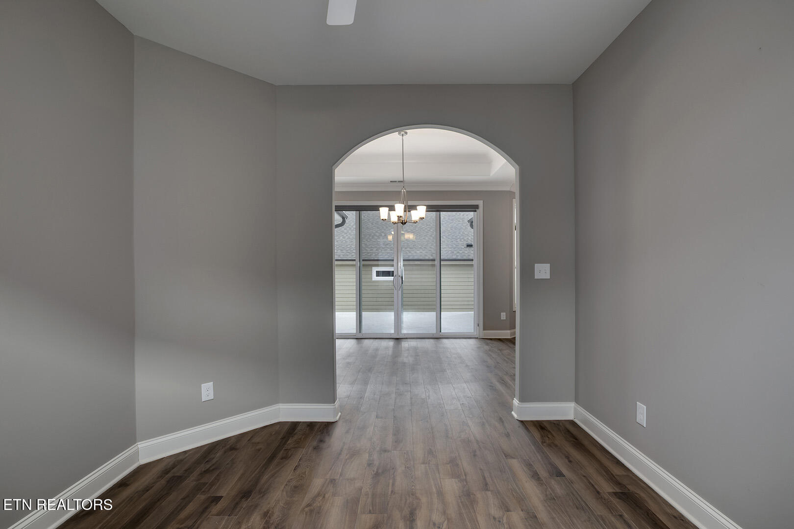 403 Sycamore Place Loudon, TN 37774 - Photo 24 of 60 24_403 Sycamore Place_Office02