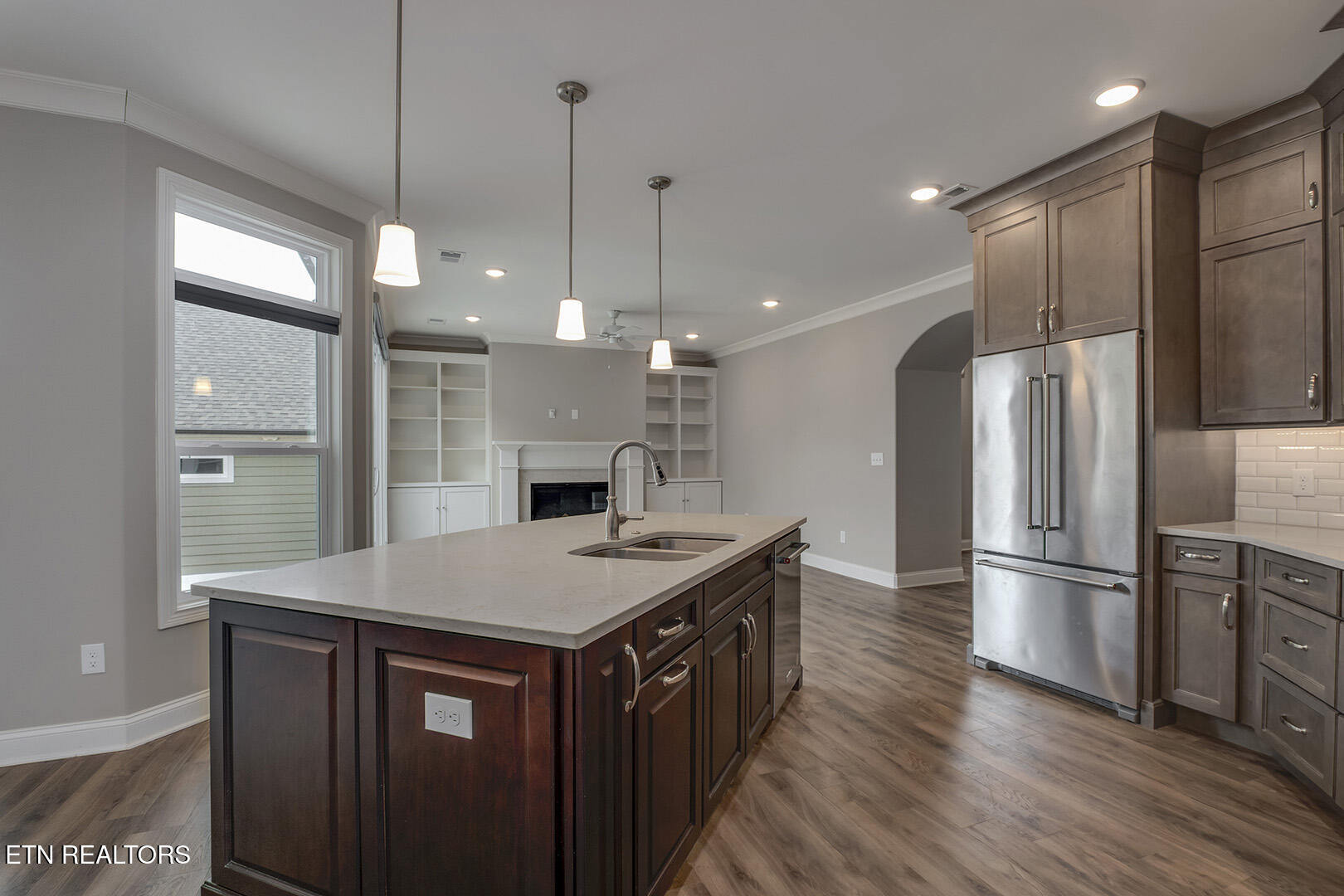 403 Sycamore Place Loudon, TN 37774 - Photo 33 of 60 33_403 Sycamore Place_Kitchen04