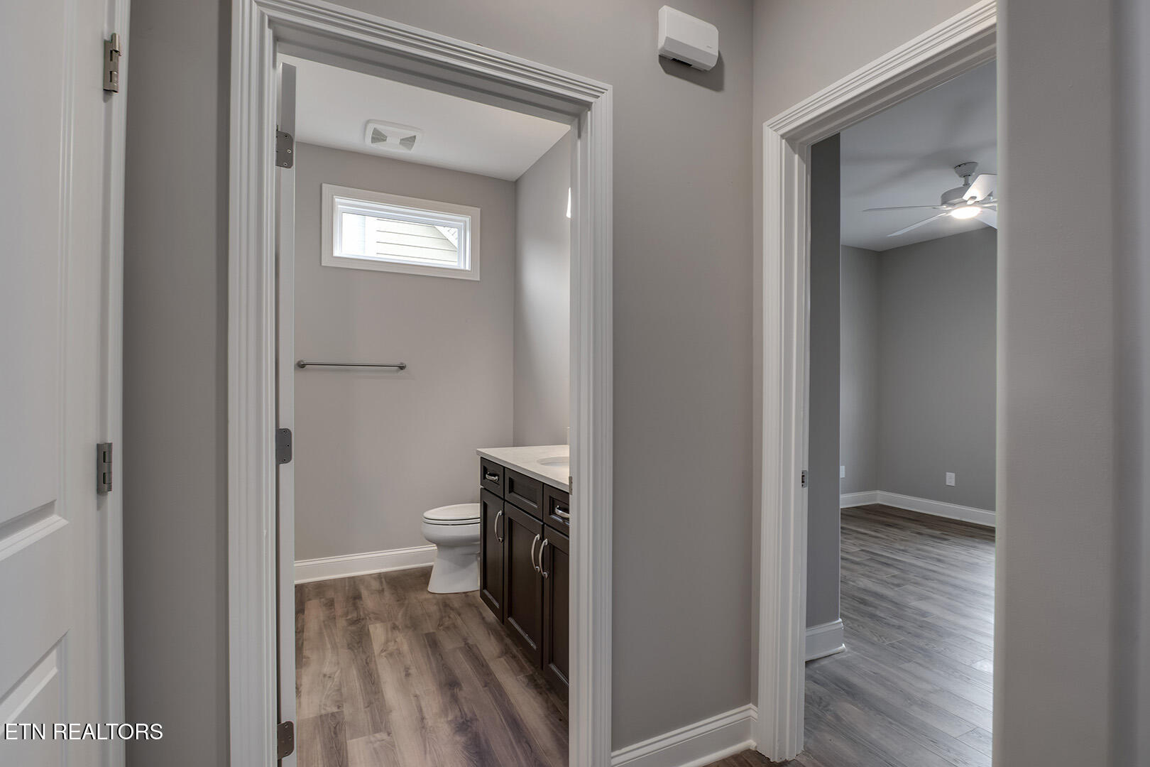 403 Sycamore Place Loudon, TN 37774 - Photo 35 of 60 35_403 Sycamore Place_GuestHall