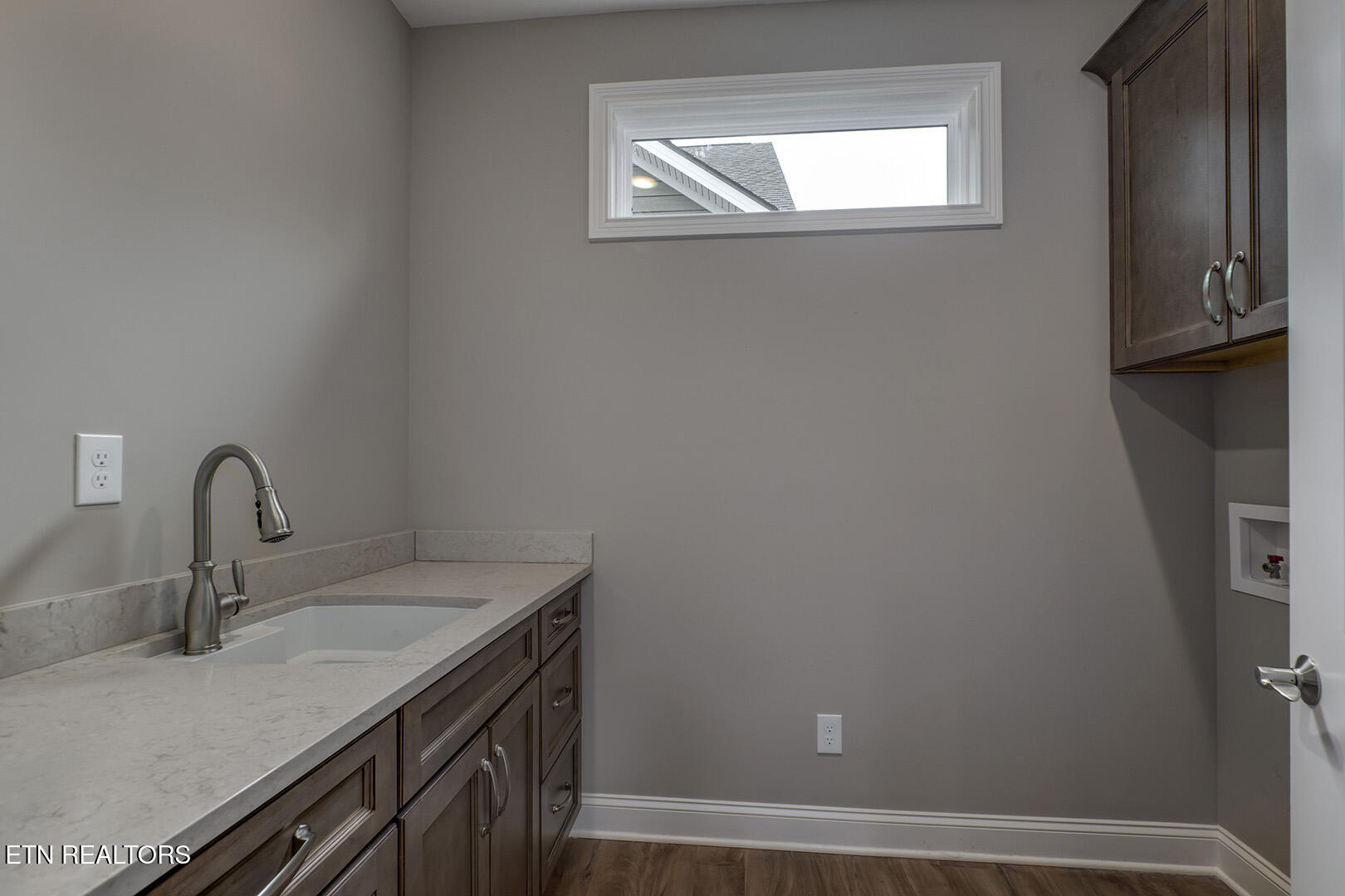 403 Sycamore Place Loudon, TN 37774 - Photo 40 of 60 40_403 Sycamore Place_Laundry