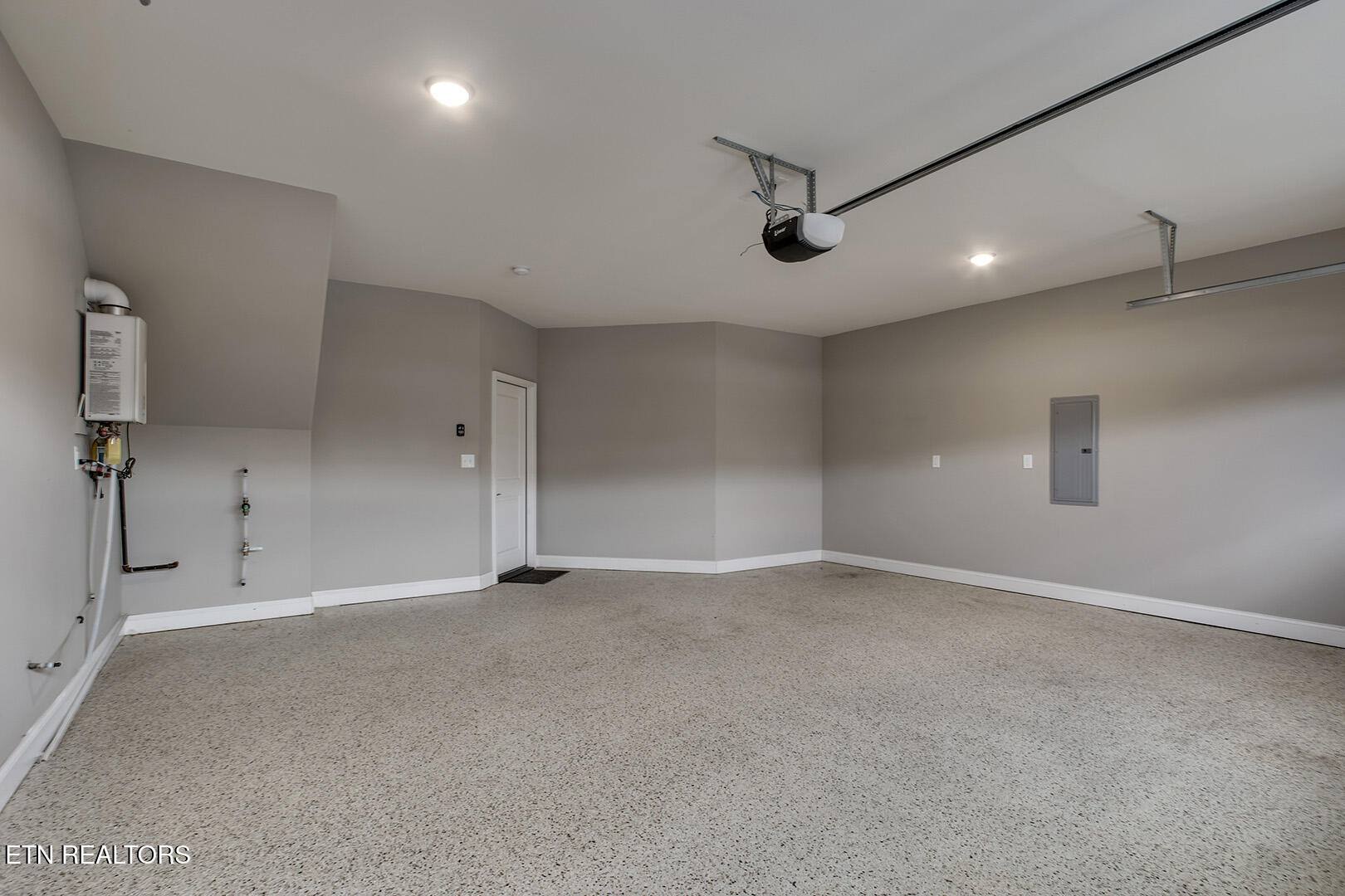 403 Sycamore Place Loudon, TN 37774 - Photo 54 of 60 54_403 Sycamore Place_Garage01