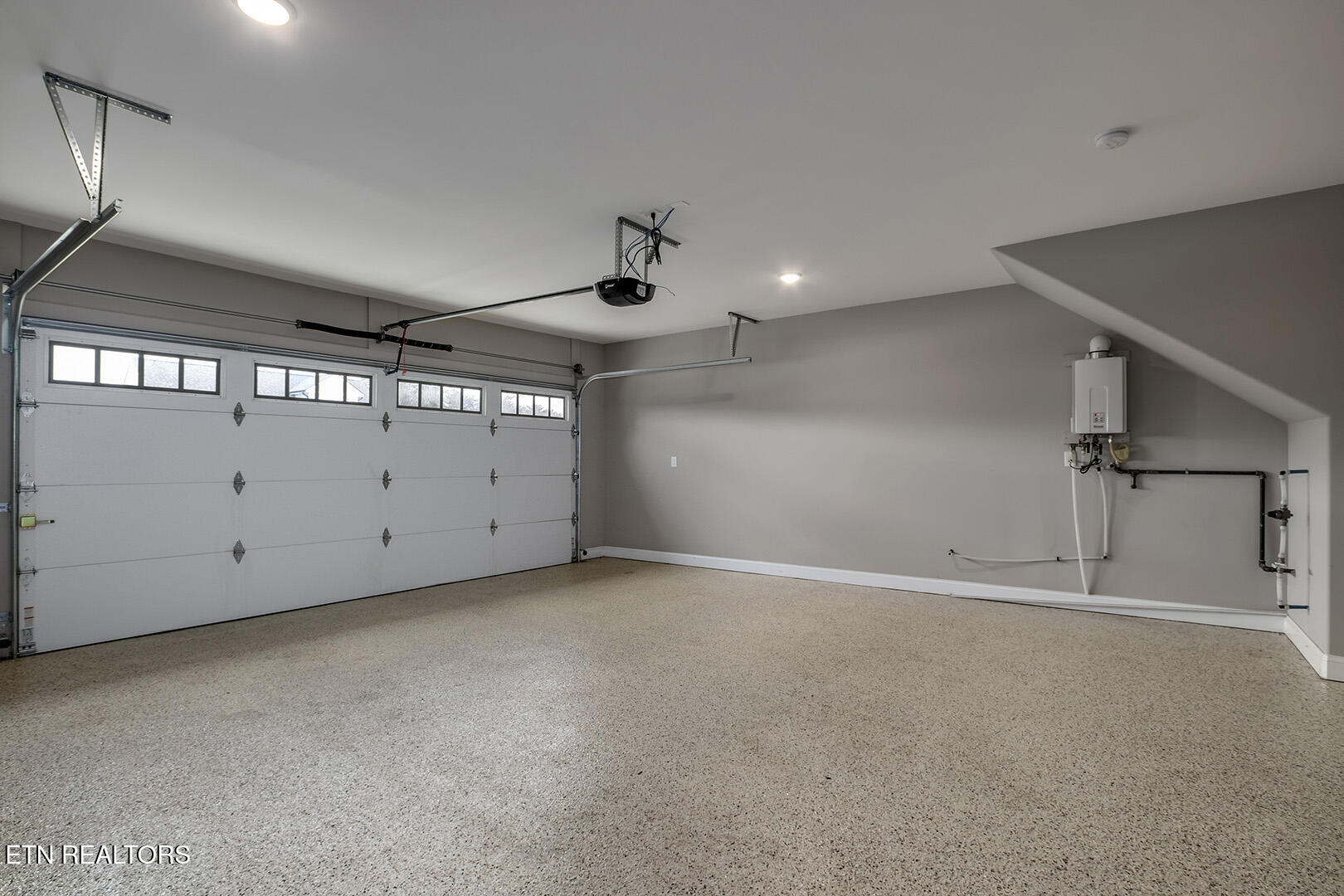 403 Sycamore Place Loudon, TN 37774 - Photo 55 of 60 55_403 Sycamore Place_Garage02