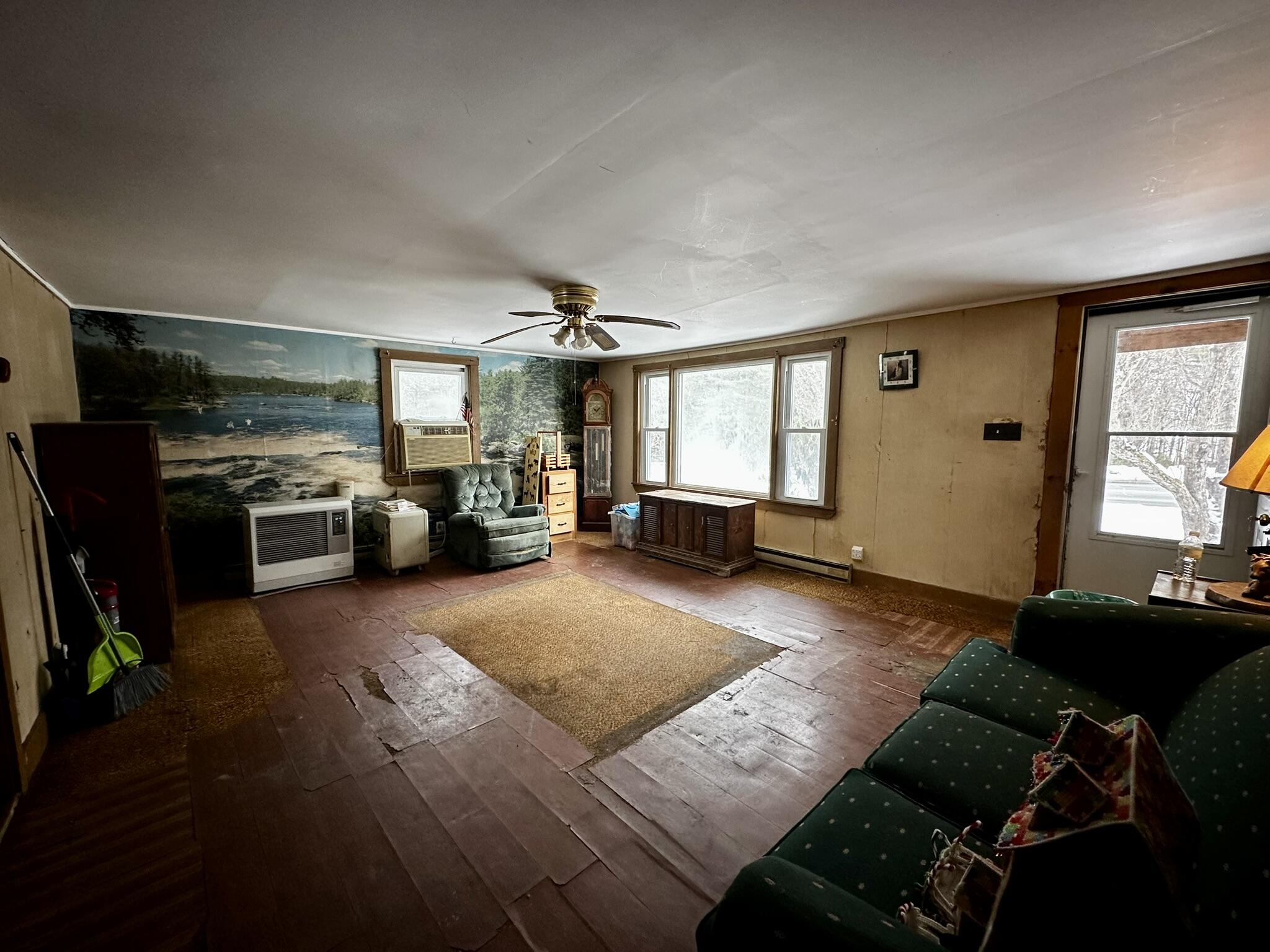 89 Sebago Road Naples, ME 04055 - Photo 3 of 17 Living Room