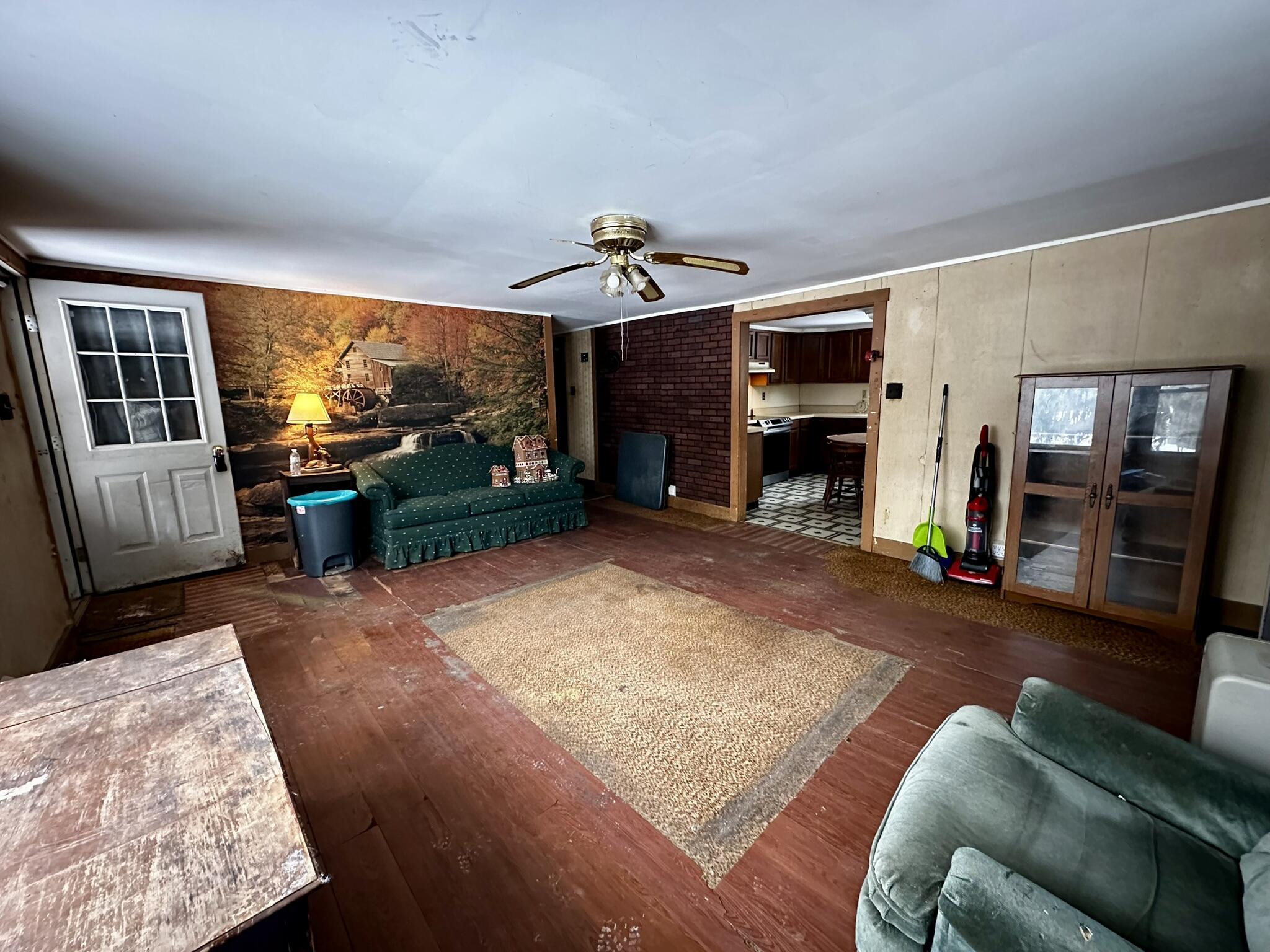 89 Sebago Road Naples, ME 04055 - Photo 5 of 17 Living Room