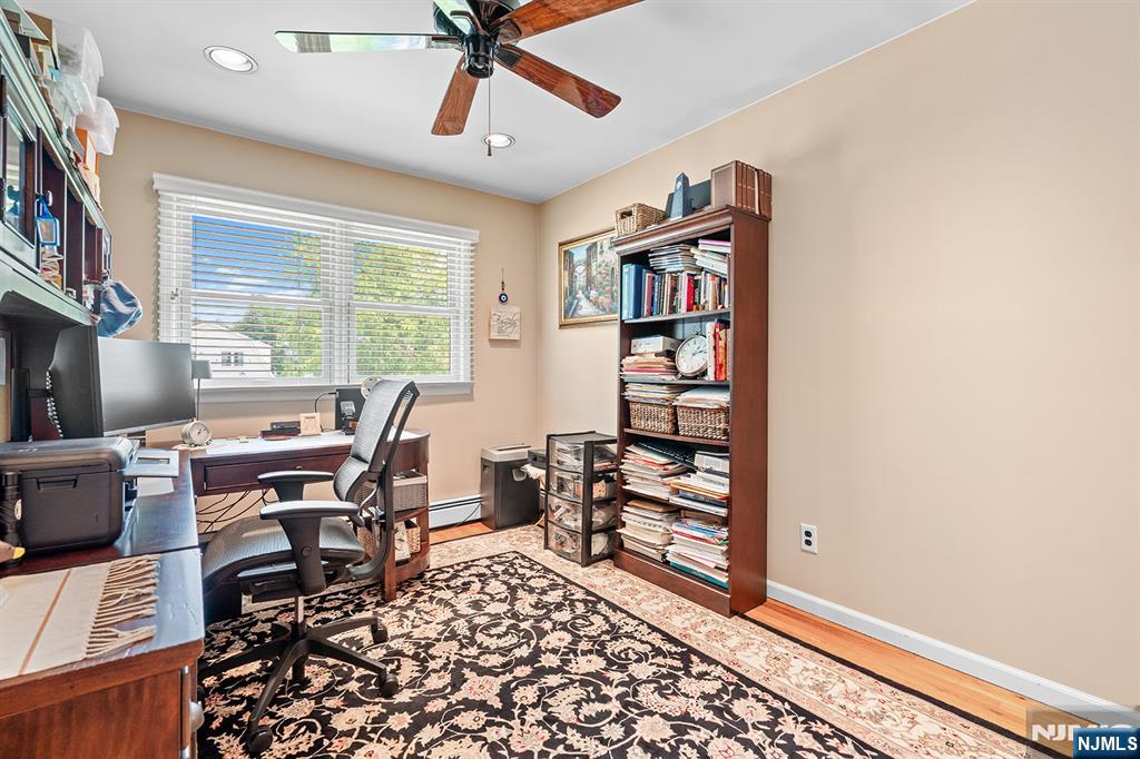 2 Violet Court Bergenfield, NJ 07621 - Photo 24 of 31