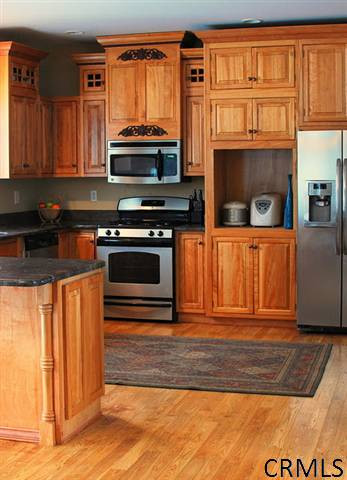 53 Gipp Road Albany, NY 12203 - Photo 4 of 15 Photo 4