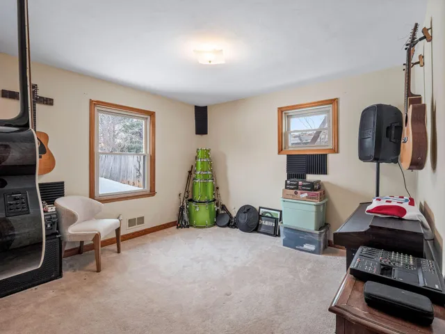 $275,000 | 1025 Fisher Avenue, Salem, VA 24153