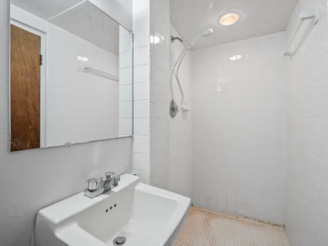 $275,000 | 1025 Fisher Avenue, Salem, VA 24153