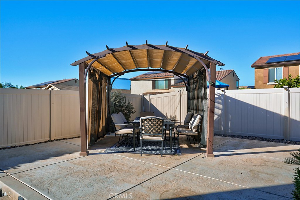 1120 Regala Street Perris, CA 92571 - Photo 57 of 70 Gazebo that stays