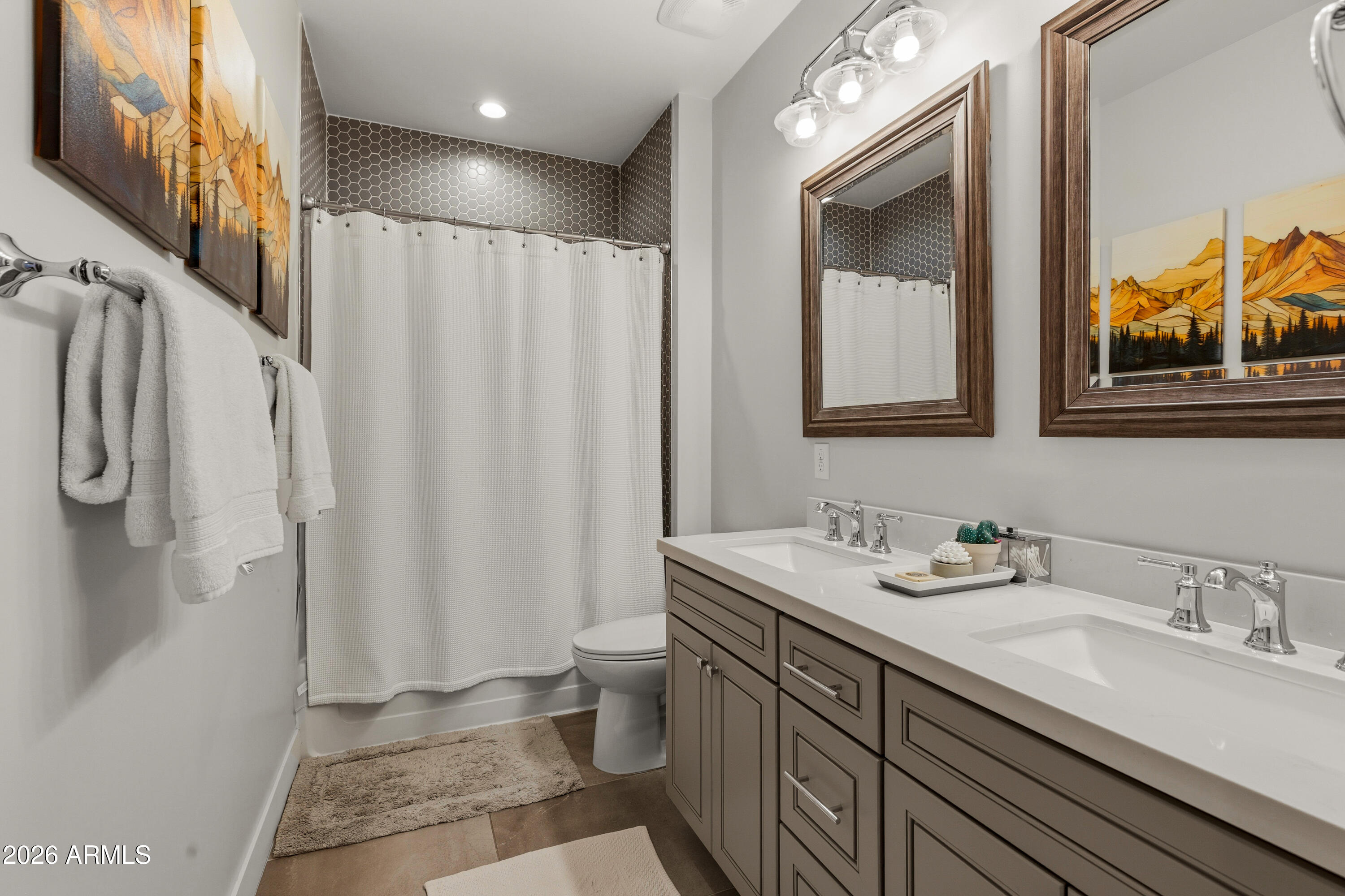 5401 East Cheery Lynn Road Phoenix, AZ 85018 - Photo 20 of 37 Hall bath