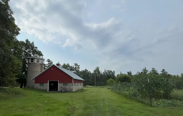 $350,000 | W5598 County Road K, Amberg, WI 54102