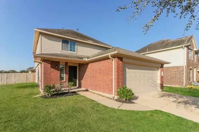 $2,100 | 2622 Montecito Lane, Richmond, TX 77406