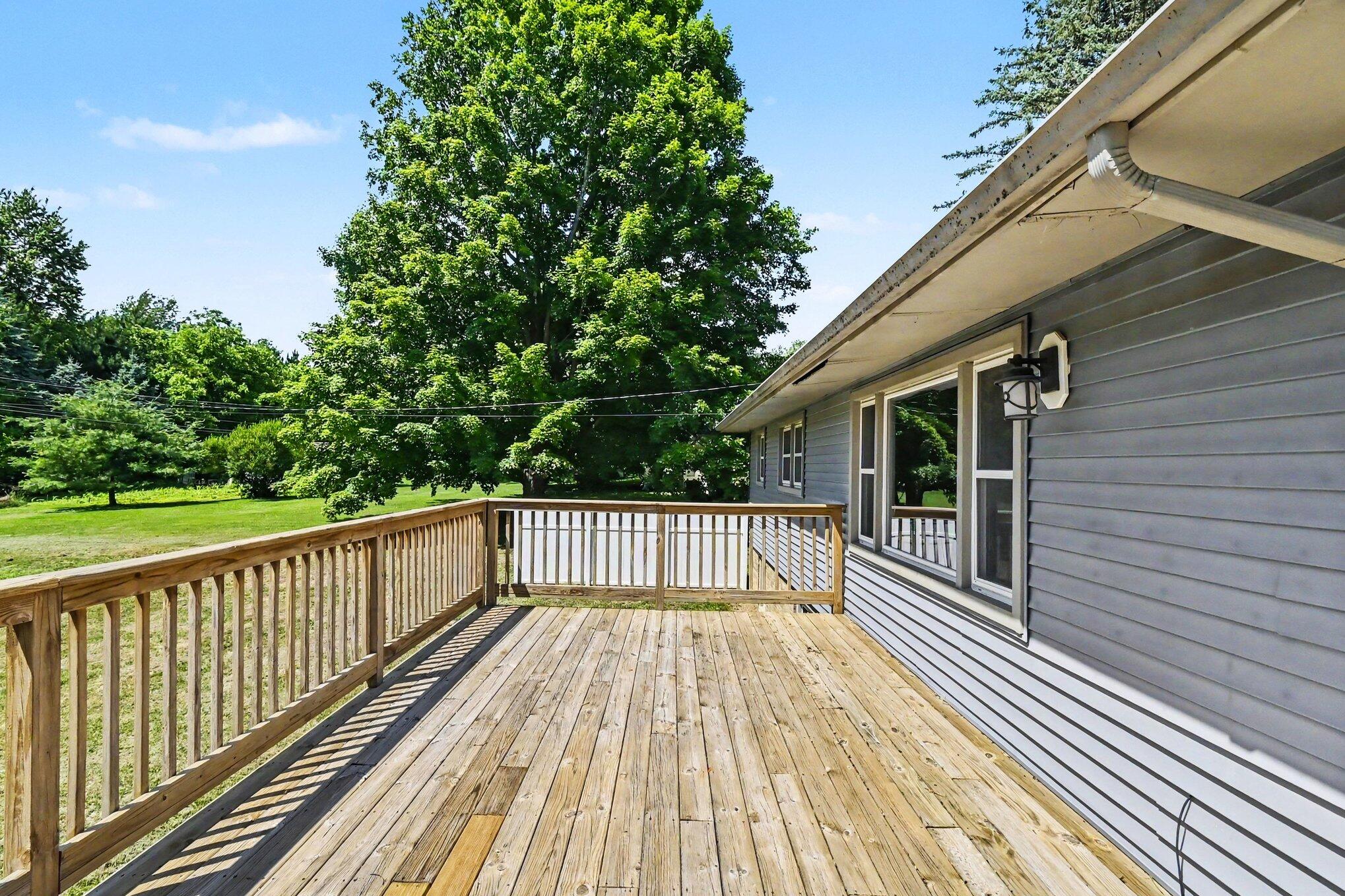 1077 Gidner Road Charlotte, MI 48813 - Photo 23 of 29 025_file_1883